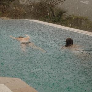 疯狂炖肉校花的日记最新消息
